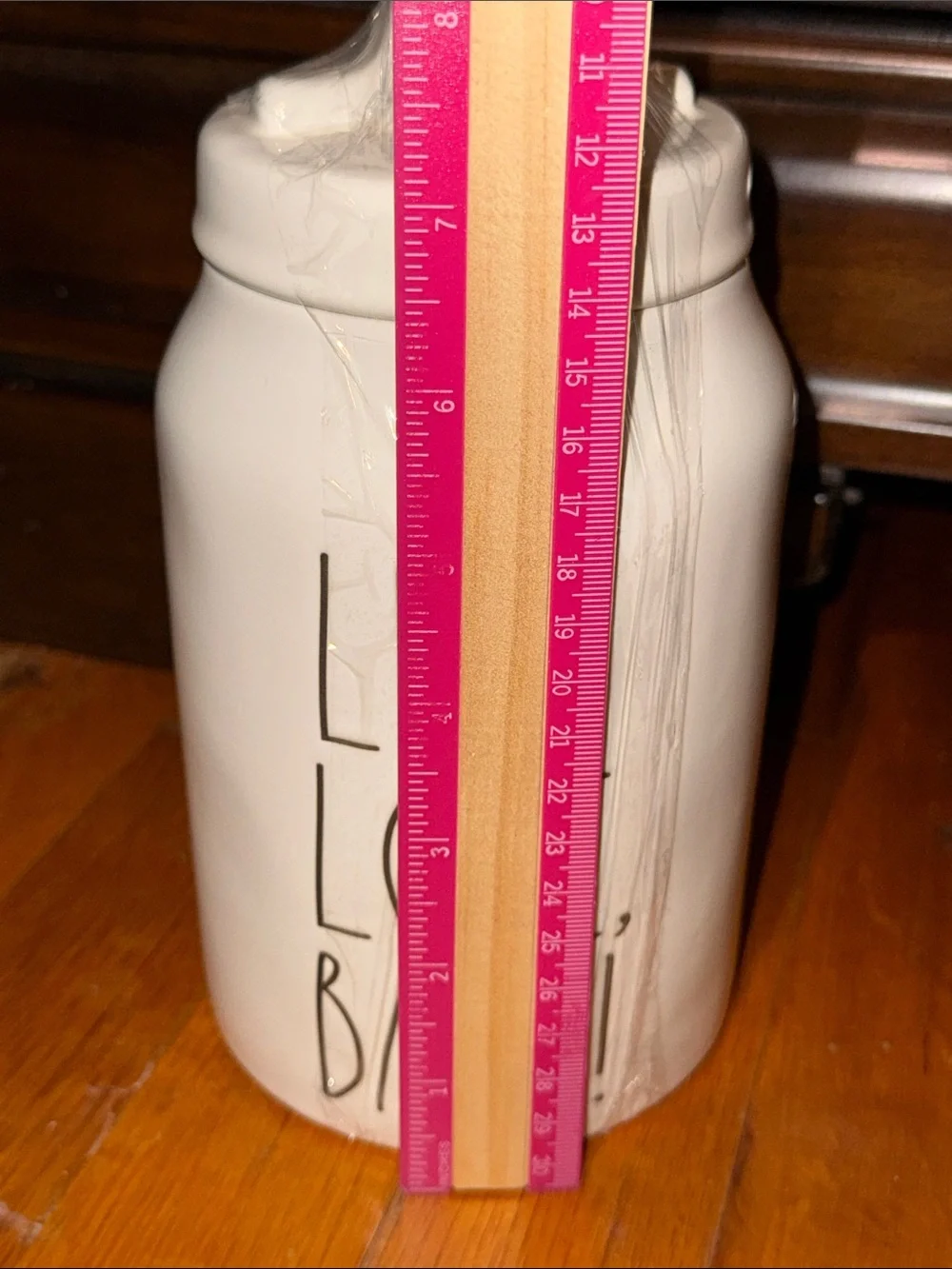 RAE DUNN CERAMIC WHITE LIVE LOVE BARK TREAT COOKIE JAR CANISTER W/LID